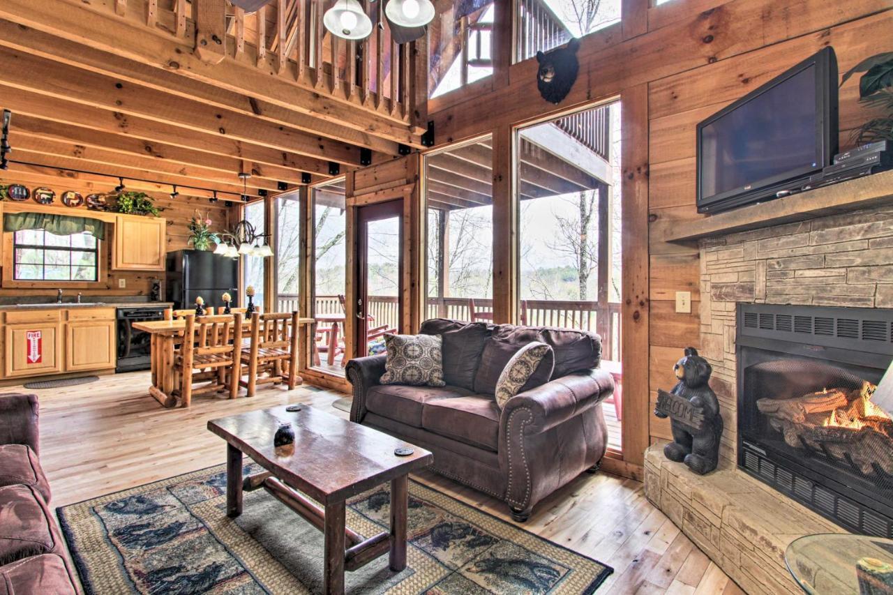Sevierville Sanctuary Hot Tub, Pool Table And Deck! المظهر الخارجي الصورة