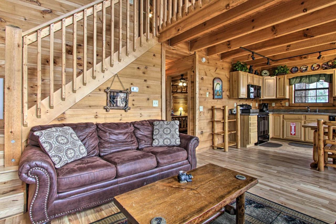 Sevierville Sanctuary Hot Tub, Pool Table And Deck! المظهر الخارجي الصورة