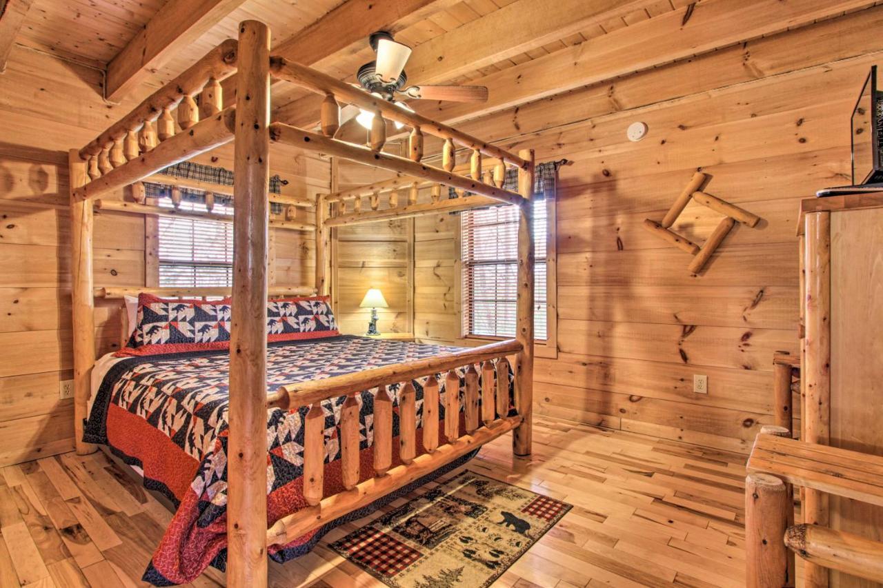 Sevierville Sanctuary Hot Tub, Pool Table And Deck! المظهر الخارجي الصورة